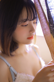 年轻的馊子10视频